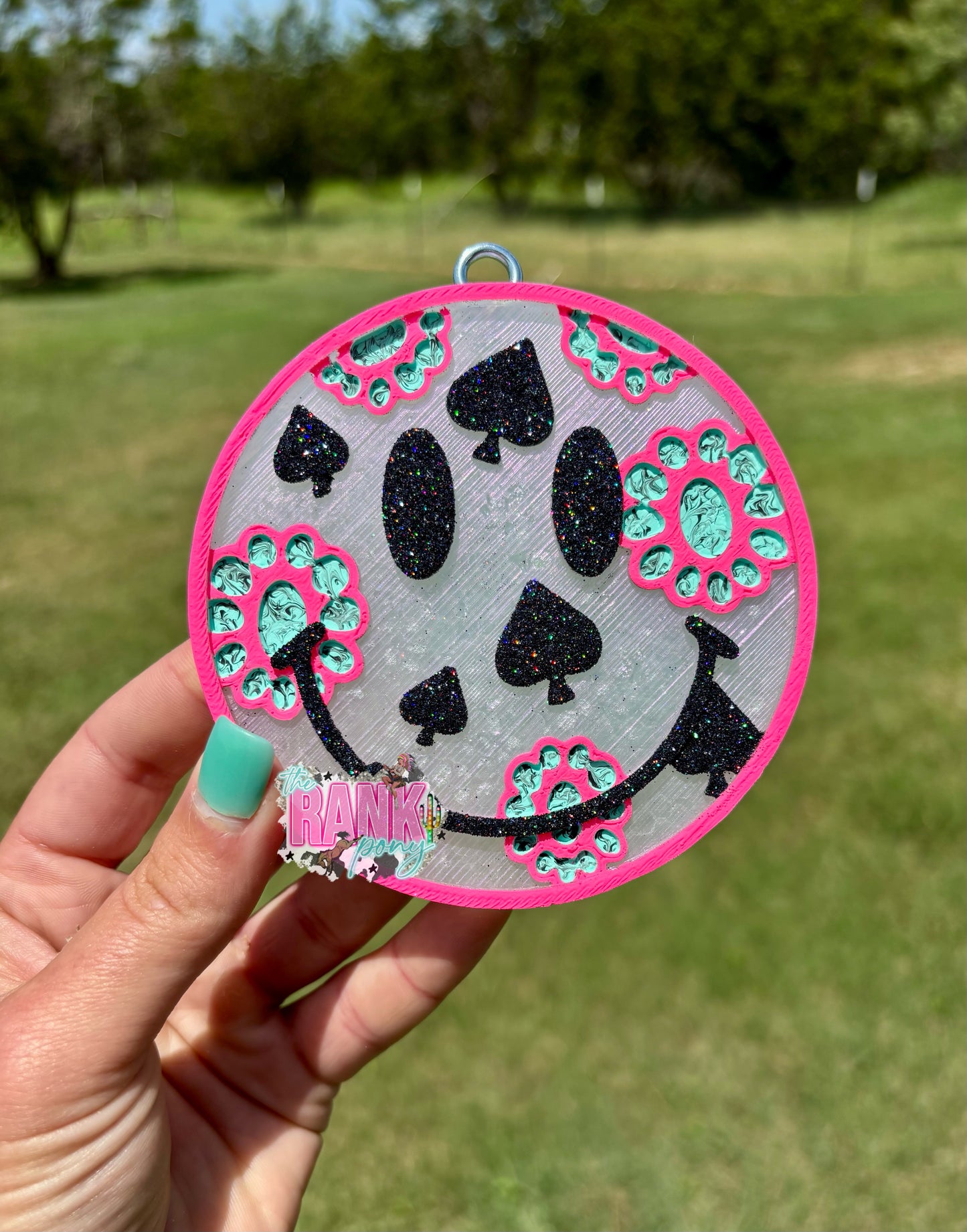 Smiley Spade Concho